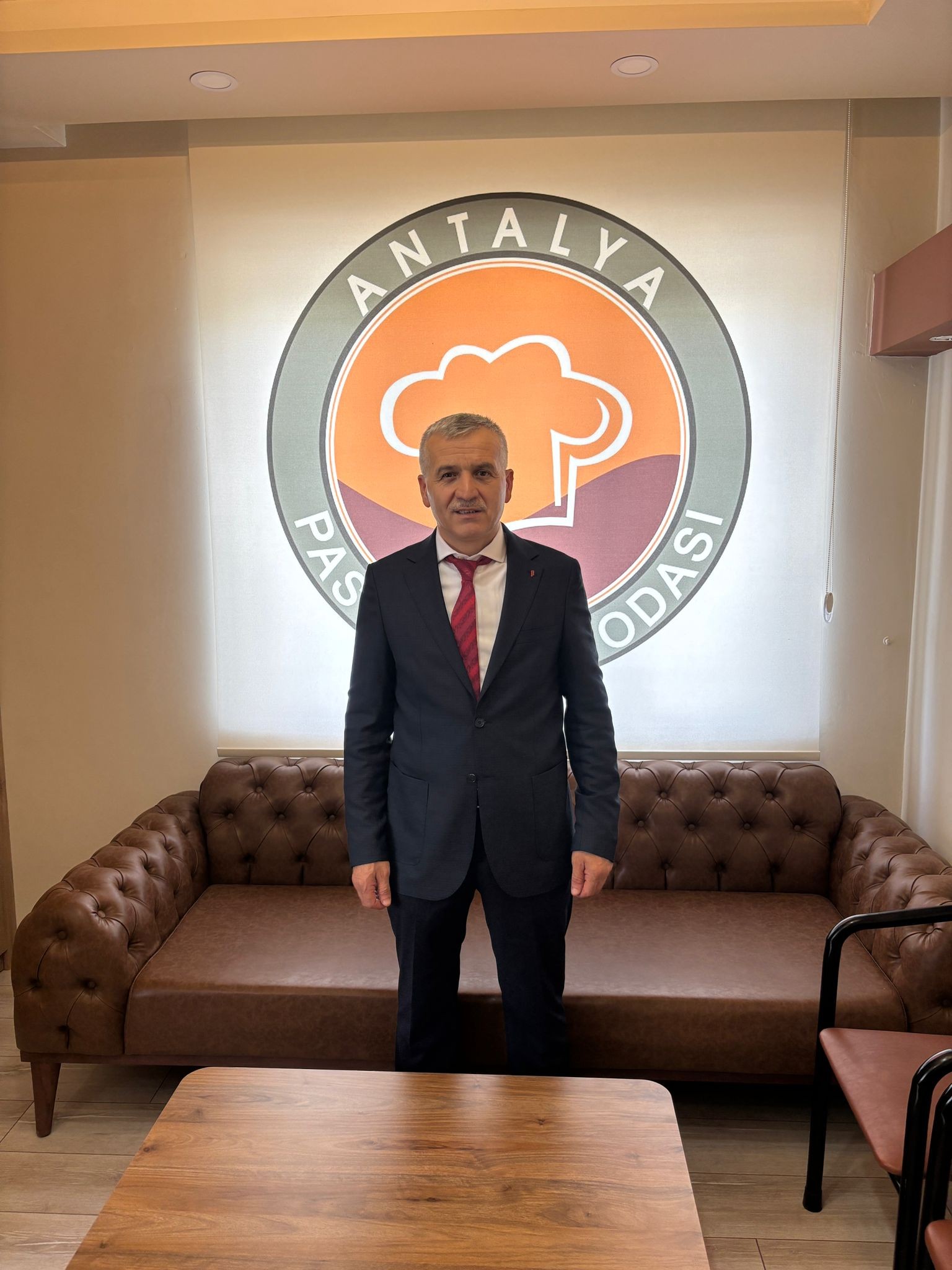 Başkan Ekrem Keskin